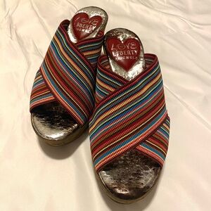 Multicolor women’s wedge sandal
